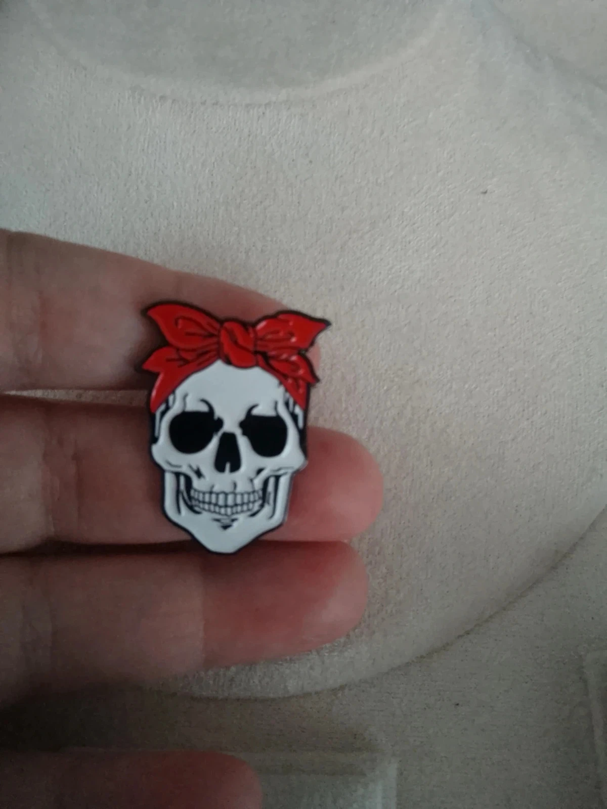 Pin's tête de mort – photo 2